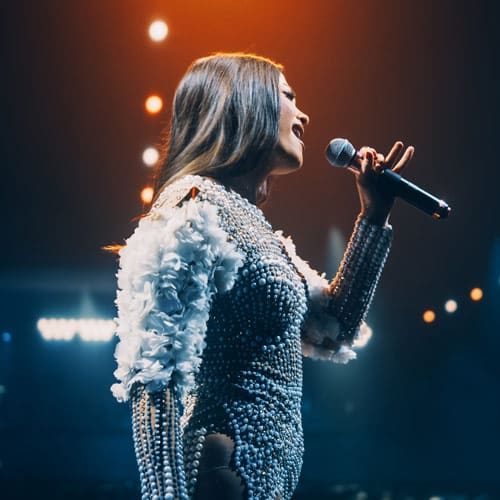 celebrity-using-personal-reputation-management